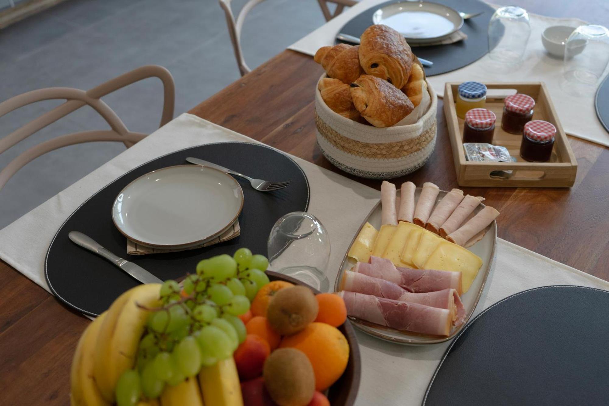 Au Petit Canteleu - Bed & Breakfast Beloeil Luaran gambar